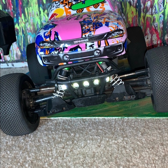 Custom R/c Truck - Picture 6 of 7